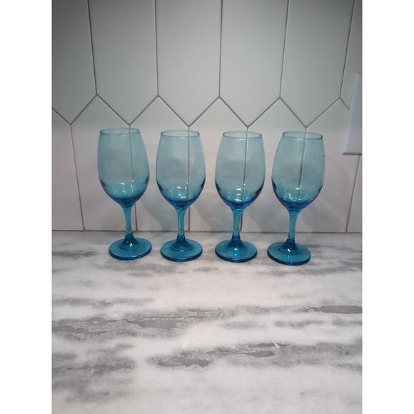 Cristar Sky Blue Wine Glasses, 13 oz Water Goblets, Sky Blue Glassware, Set of 4 - Picture 1 of 10